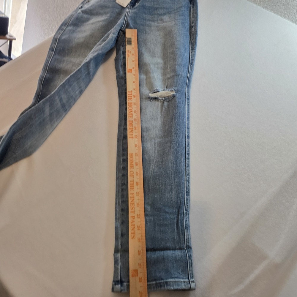 Judy Blue Boyfriend Fit Jeans Womens 7/28 Mid Rise Distressed Light Wash Flag... - Picture 12 of 16
